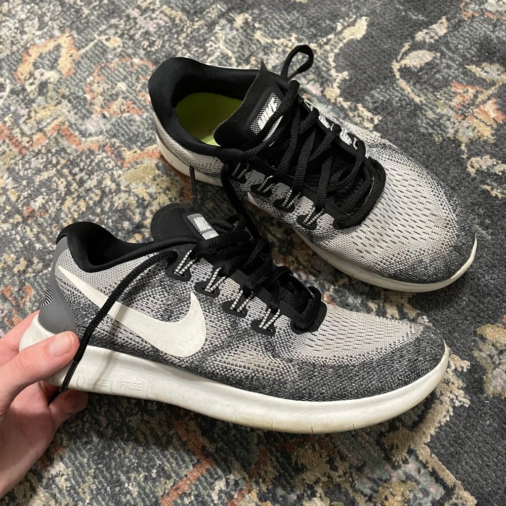 Nike Free Runs